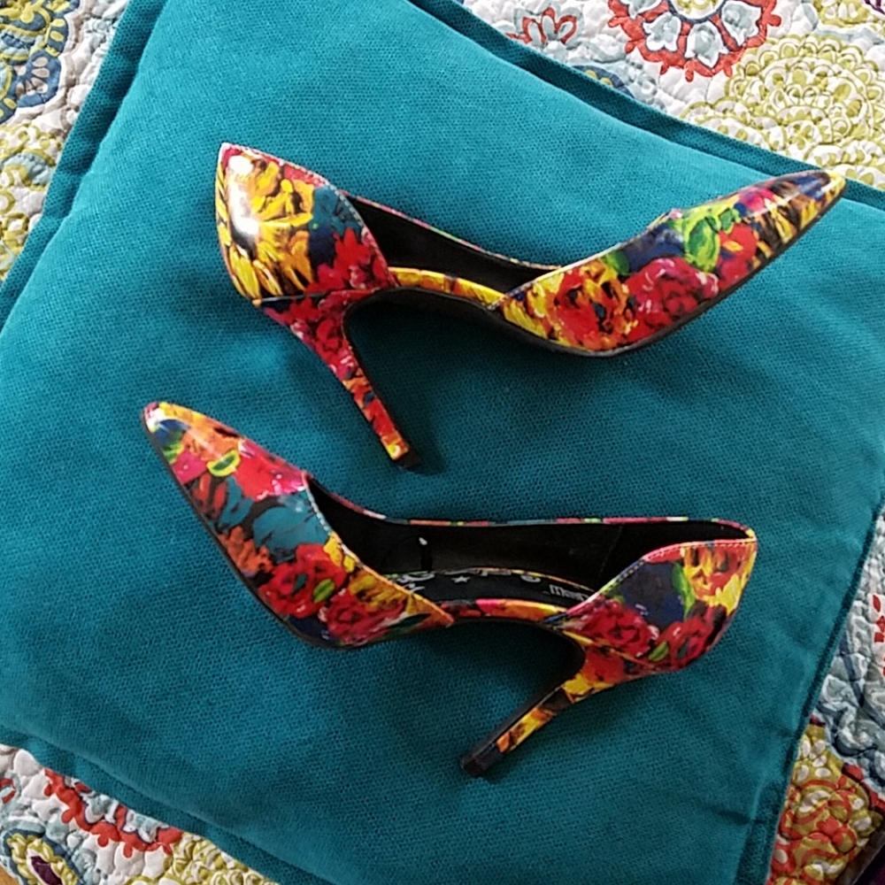 💥3 for $15💥 Floral heels